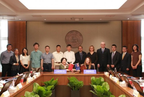 Shanghai Jiao Tong University and the University of Adelaide continue comprehensive collaboration in research and education