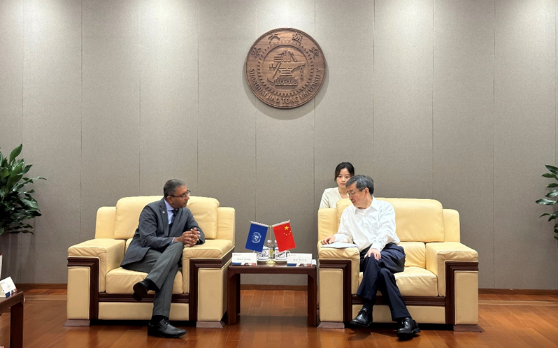 联合国开发计划署驻华副代表一行访问上海交大