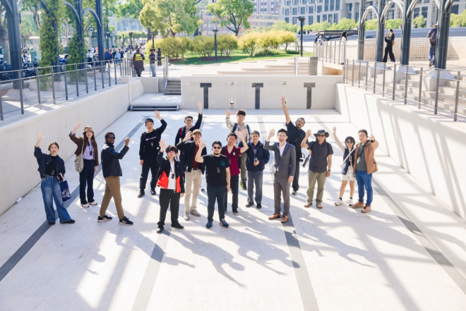 A Stroll Through a Century: TDLI Hosts Cross-Cultural Exploration of Shanghai’s Bund