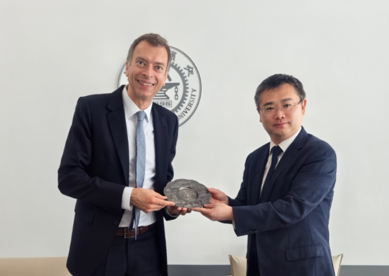 国际原子能机构（IAEA）人事司司长彼得·福洛贝一行访问上海交通大学