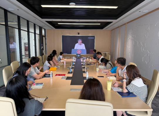 欧宝app官方网站下载国际合作与交流处党支部参加党员基本培训集中大课