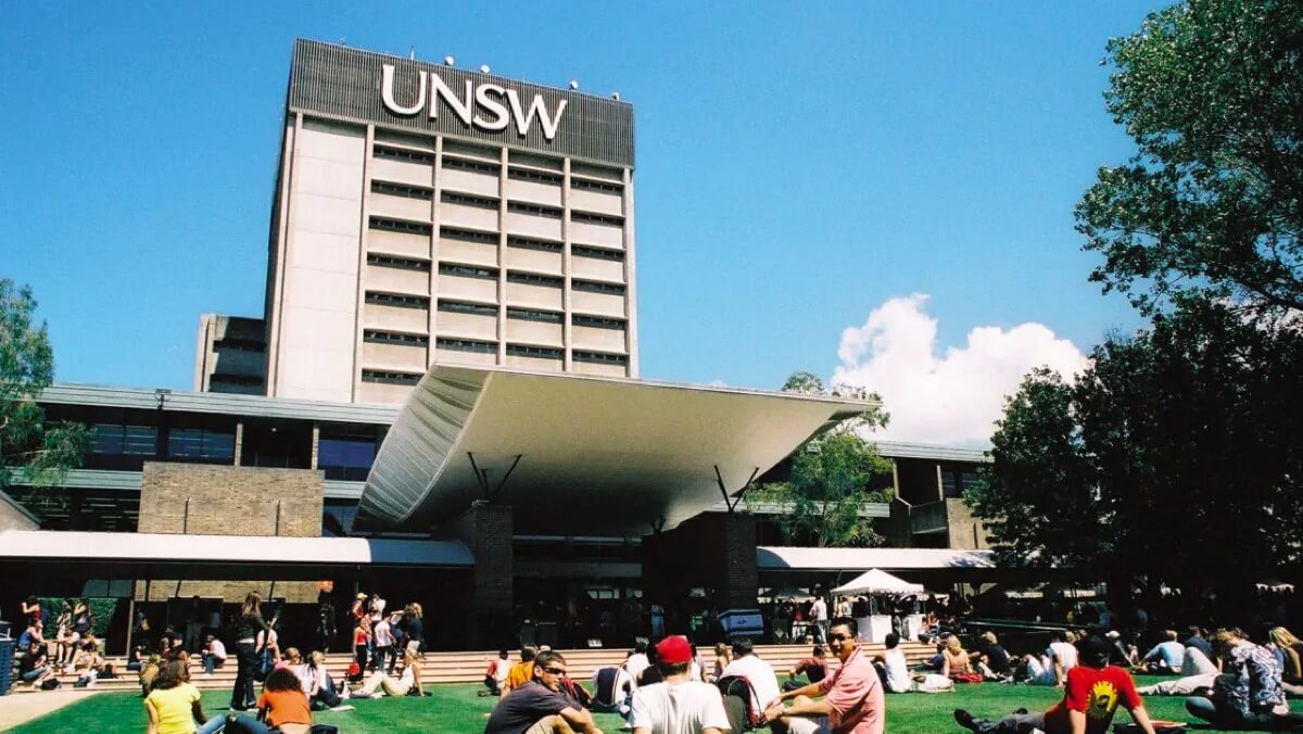 新南威尔士大学