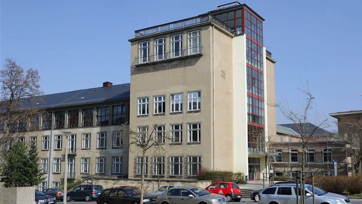 University-level exchange program with the Dresden University of Technology